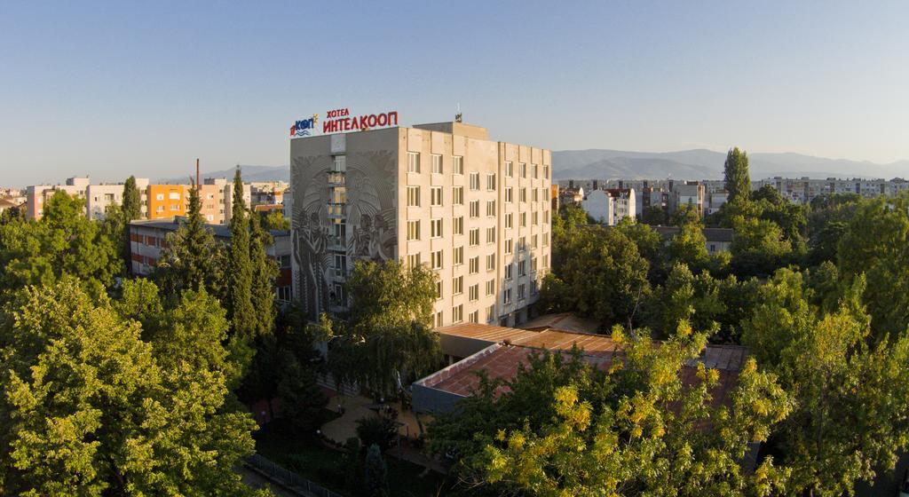 Hotel Intelcoop Plovdiv Buitenkant foto